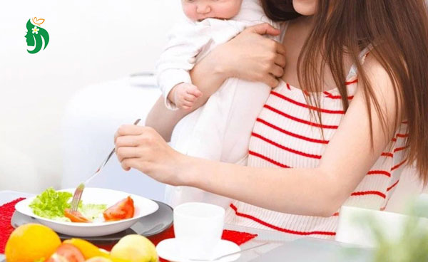 Ăn gì để sữa mẹ đặc, mát, con tăng cân?