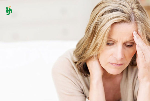 Những yếu tố ảnh hưởng đến tuổi mãn kinh