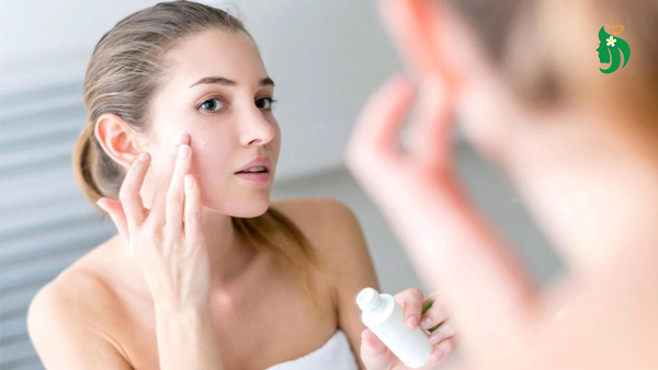 Một số lưu ý khi sử dụng kem dưỡng ẩm