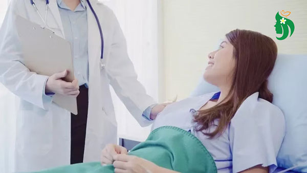 Tâm lý phụ nữ sau mổ u xơ tử cung và cách vượt qua