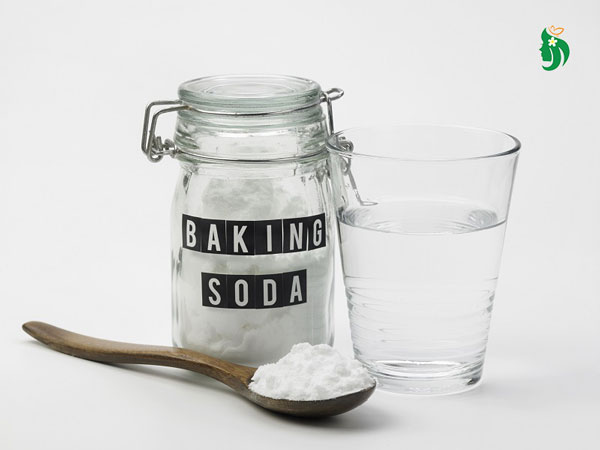 Tẩy tế bào chết bằng baking soda + nước ấm