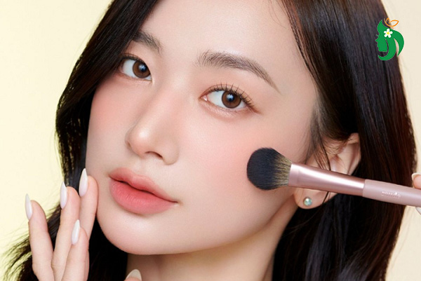 Một số mẹo nhỏ giúp tránh mốc khi makeup